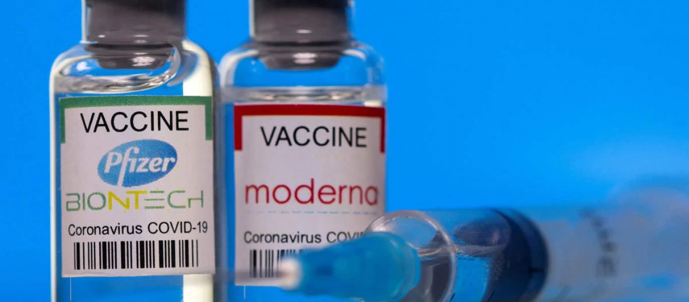 Η «ώρα» των Pfizer, Moderna; - Έρευνες και στην Ελλάδα για περιστατικά μυοκαρδίτιδας